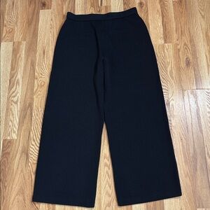 St. John black knit pants size 10